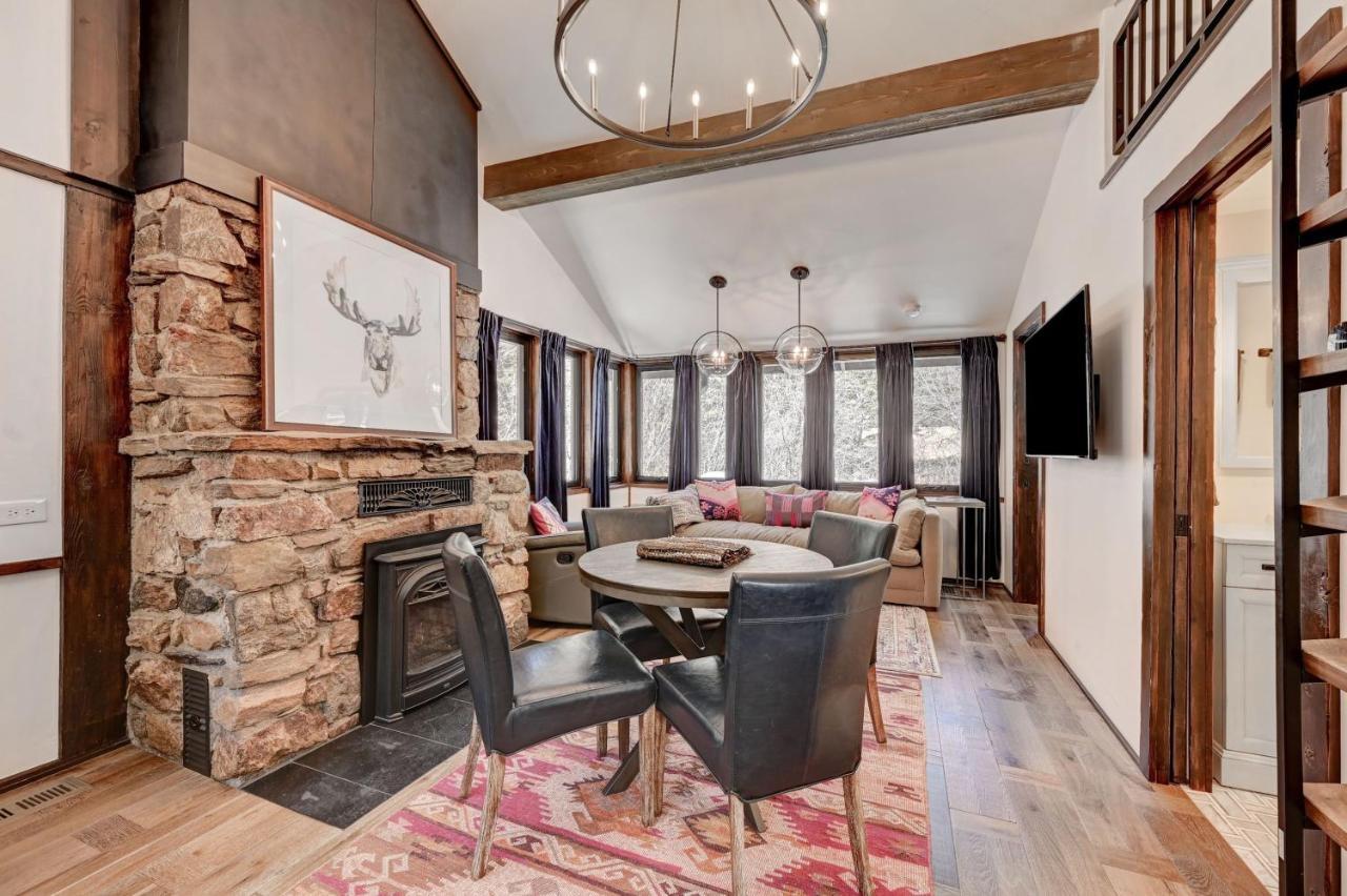 Shale: Vibrant & Chic Mod Stylish Creekside Cabin Villa Idaho Springs Exterior photo